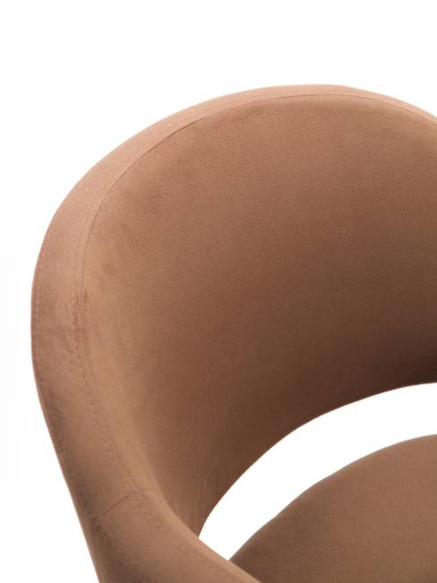 Стол Сканди К 100 орех с креслами Пичч велюр коричневый Стол Сканди К 100 орех с креслами Пичч велюр коричневый