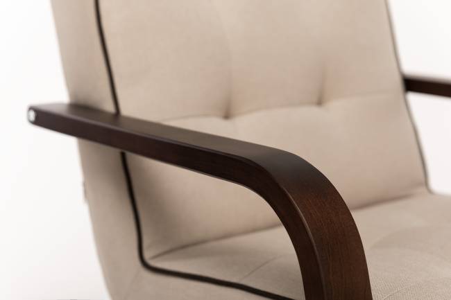 Кресло Leset Модена Орех текстура Malmo 05 (бежевый), кант Malmo 28 (коричневый)