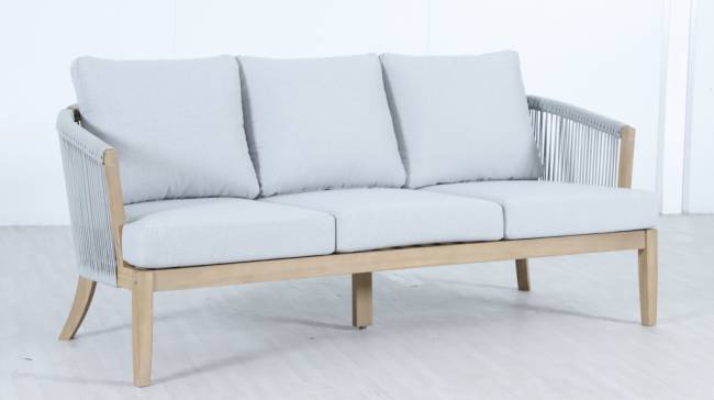 Диван деревянный трехместный Veneto светлый тик, серый 1880х802х711 мм Диван деревянный трехместный Veneto светлый тик, серый 1880х802х711 мм