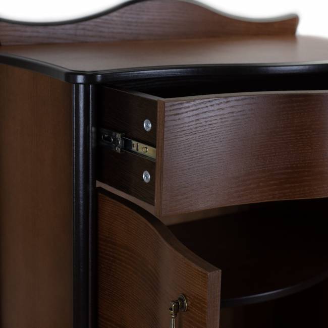 Комод Джульетта с распашными дверцами, орех Л Комод Джульетта с распашными дверцами, орех Л
